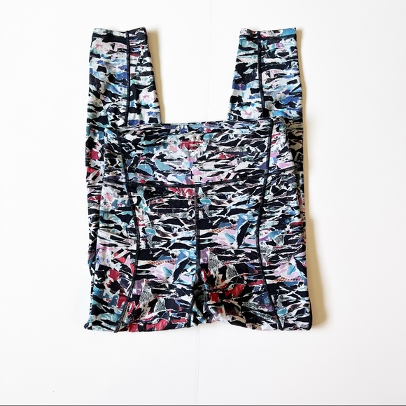 Lululemon Break Free Tight 25” Size 6 - Picture 7 of 8